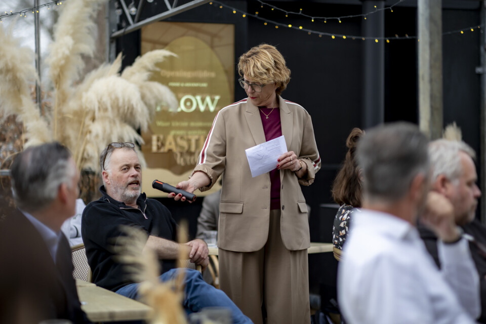 CORTELANDE   KNC 2 APRIL 53